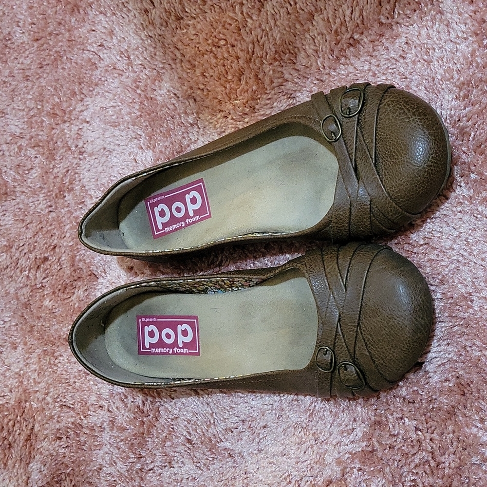 Pop Brown Memory Foam Flats Size 8